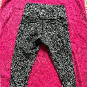 Fast and free leggings